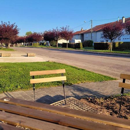 Gite Coeurdacier Monthureux-sur-Saône المظهر الخارجي الصورة